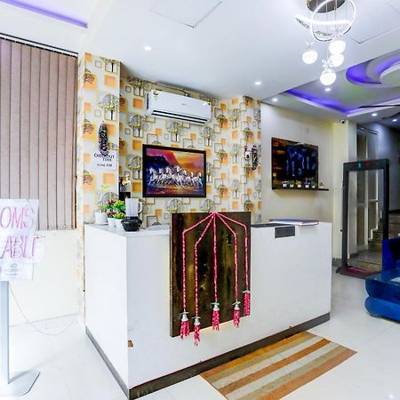 Global Stay Near Delhi Airport 新德里 外观 照片