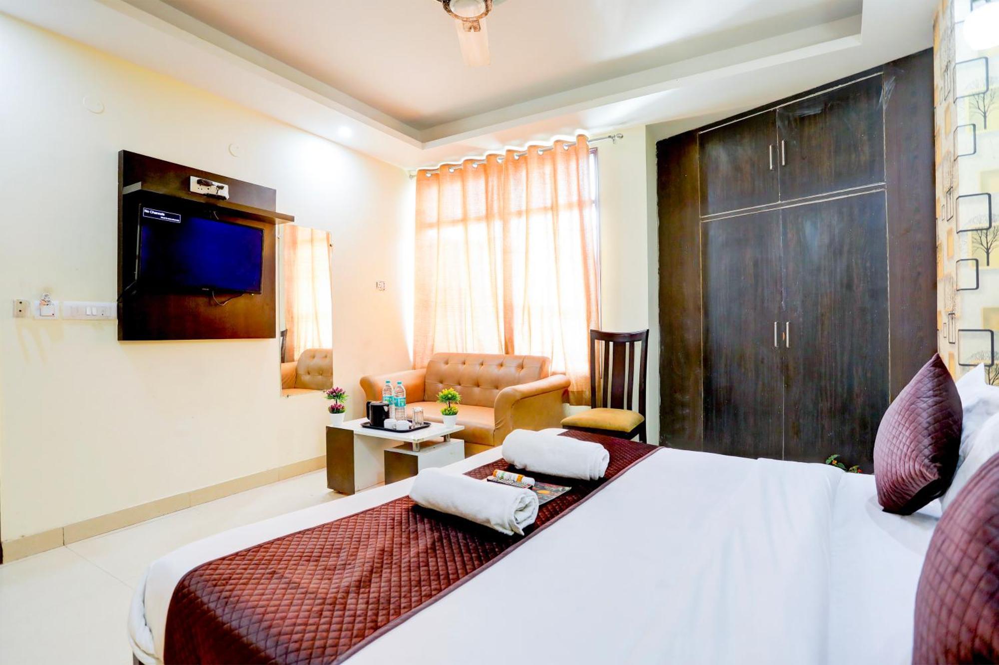 Global Stay Near Delhi Airport 新德里 外观 照片